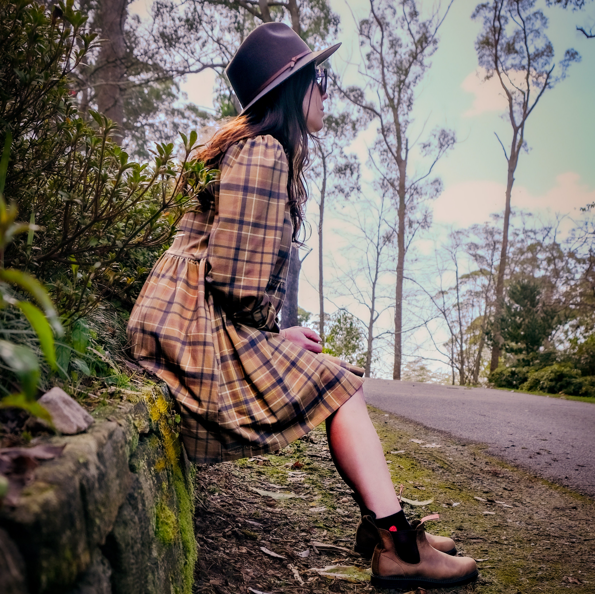 long sleeve plaid skater dress Pretty Little Thing Plaid Ruffle Long Sleeve Skater Dress Size 4